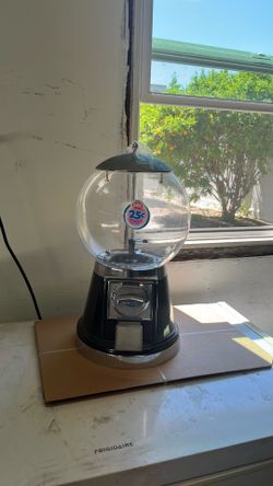 Vintage gumball machine