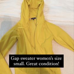 Women’s Gap Sweater Size Small