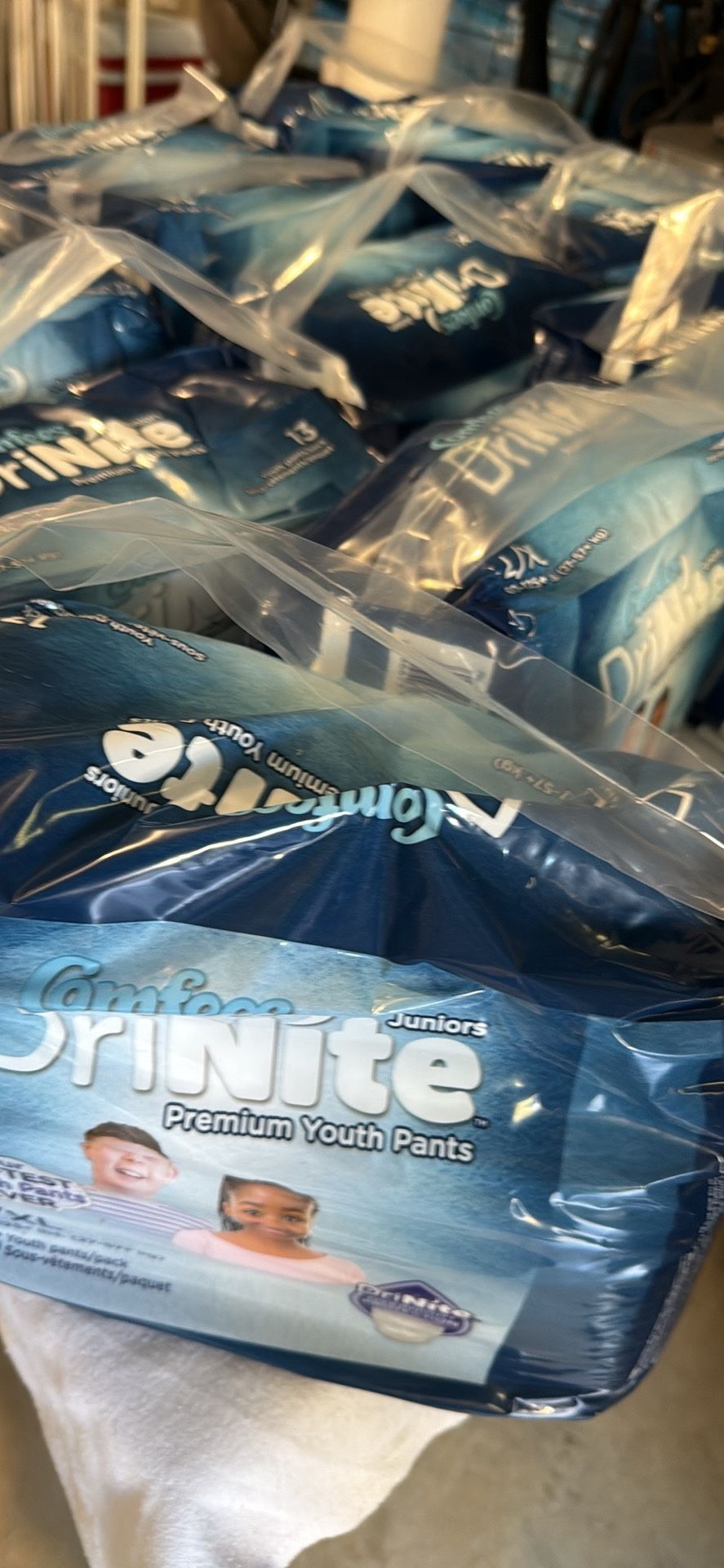 DriNight premium youth pants Juniors  12 Packs Of 17 Comfees Drinite L/XL 60 - 125 Lbs Pull Ups $48 12 packs for $48.00 24 packs for $96.00