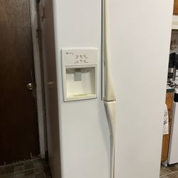 Maytag 2 In 1 Refrigerator/Freezer