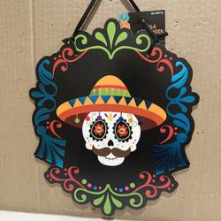 Halloween Hanging Skull Wall Plaque