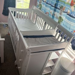 5 In 1 Convertible Crib And Changing Table