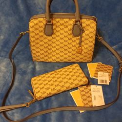 Michael Kors Mercer Medium Duffle Bag & Wallet