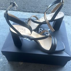 Women Naturalizer Heels 6.5 
