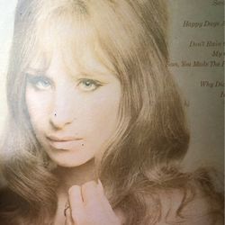 Barbra Streisands And Santra