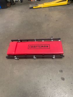 Red craftsman creeper