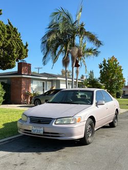 2000 toyota camry