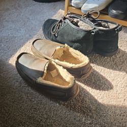 UGG Booties Black and Leather Brown UGG Size 10