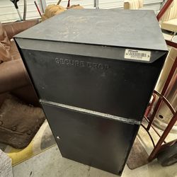 dVault deposit safe