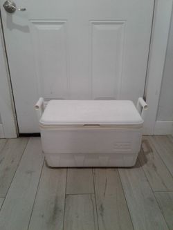 Camping Cooler Small Size 