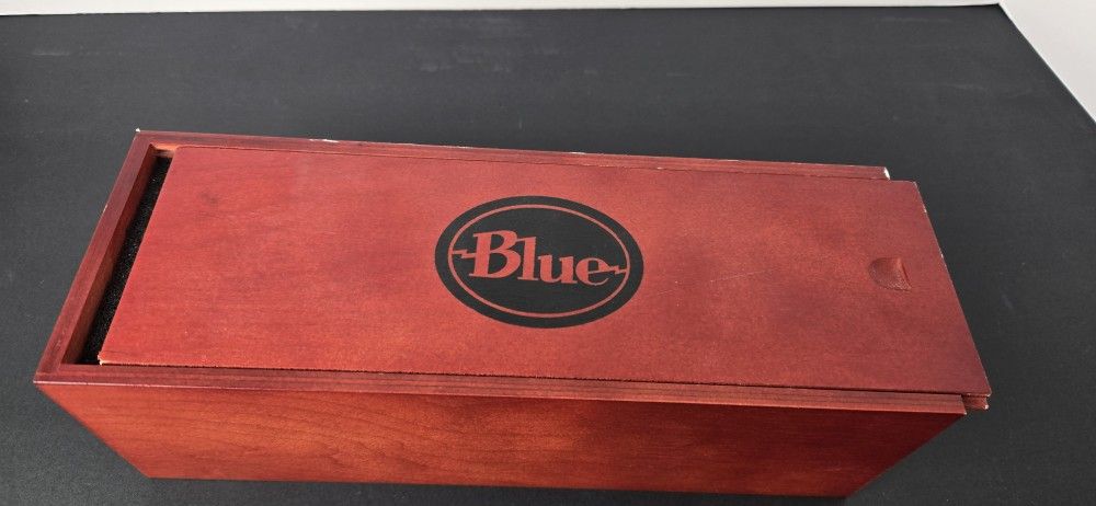 blue microphones blackout spark sl xlr condenser