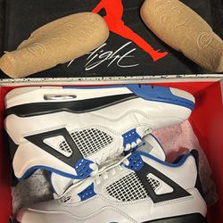 authentic Jordan 4 Motorsport Size 8.5 Lightly Worn, 9/10 Condo, Last Pair Sold For $511 On Stock X