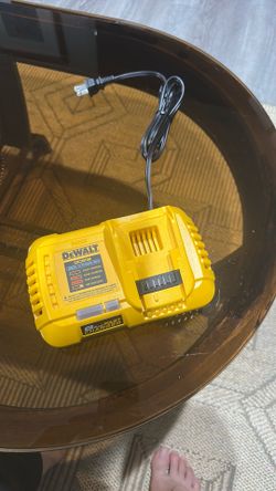 Dewalt 8amp charger