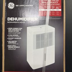 DEHUMIDIFIER ADEL2OLY