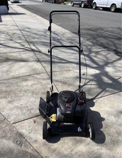 Murray 20 in. 125 cc Briggs & Stratton Walk Behind Gas Push Lawn Mower with 4 Wheel Height Adjustmen