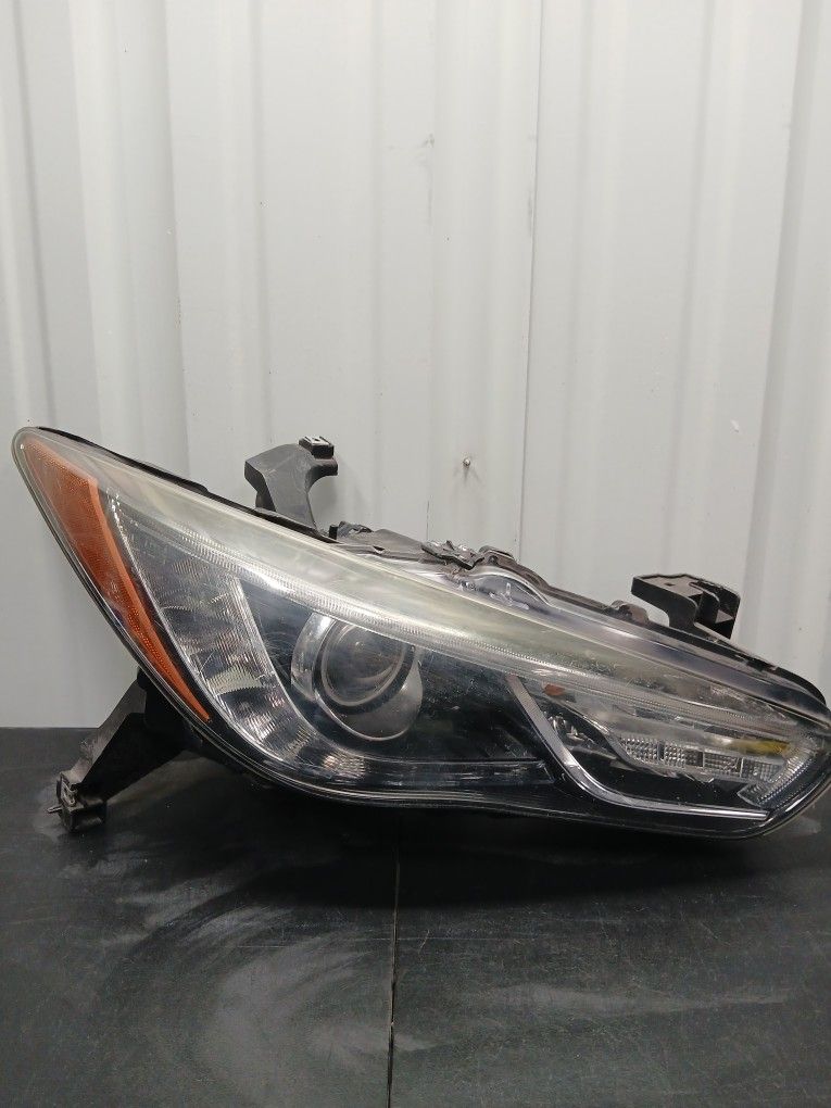 2016 2017 2018 2019 2020 Infiniti QX60 Passenger Right LED Headlight Genuine OEM