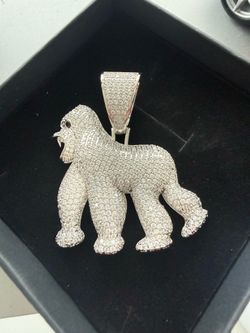 Gorilla diamond pendant
