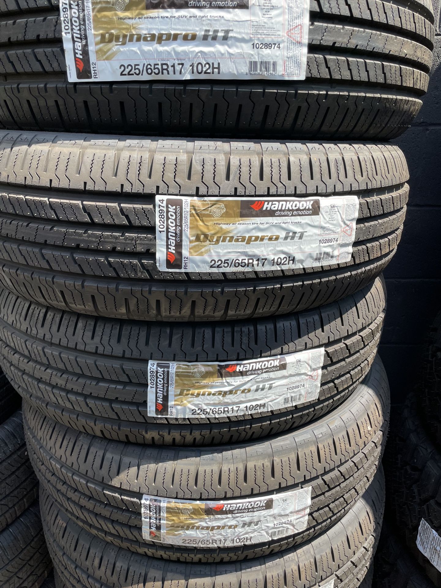 225/65/17 Hankook Montadas Y Balanciadas