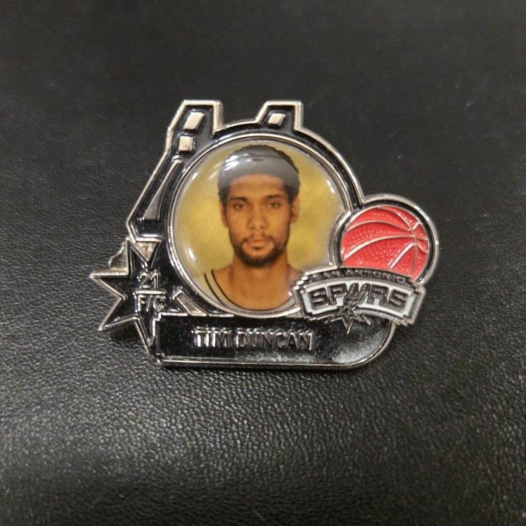 Spurs Pin / Tim DUNCAN 