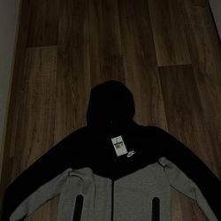 nike tech 