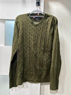 Tommy Hilfiger Men's Cable Knit Crewneck Sweater