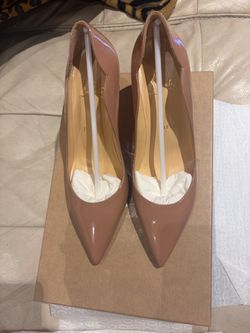 Christian Louboutin Womens Hot Chick Blush Heels