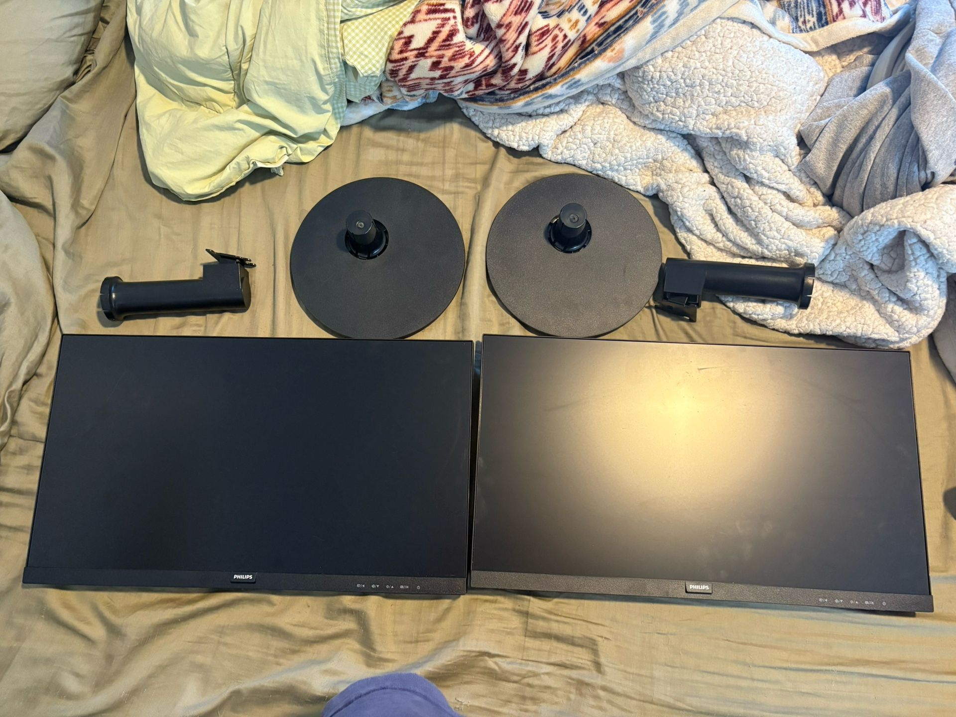 22 Inch Philips Computer Monitors