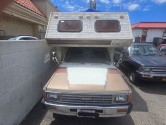 1986 Toyota  Dolphin Mini