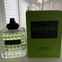 Valentino Woman Perfume 