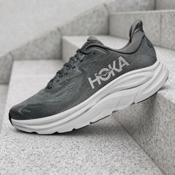 Men's HOKA One One Clifton 10 Shoes - Asteroid Silver - Size 7.5