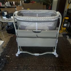 baby crib