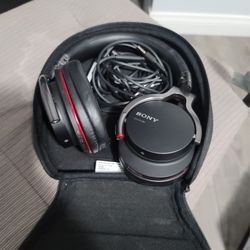Sony MDR-1RNC Headphones