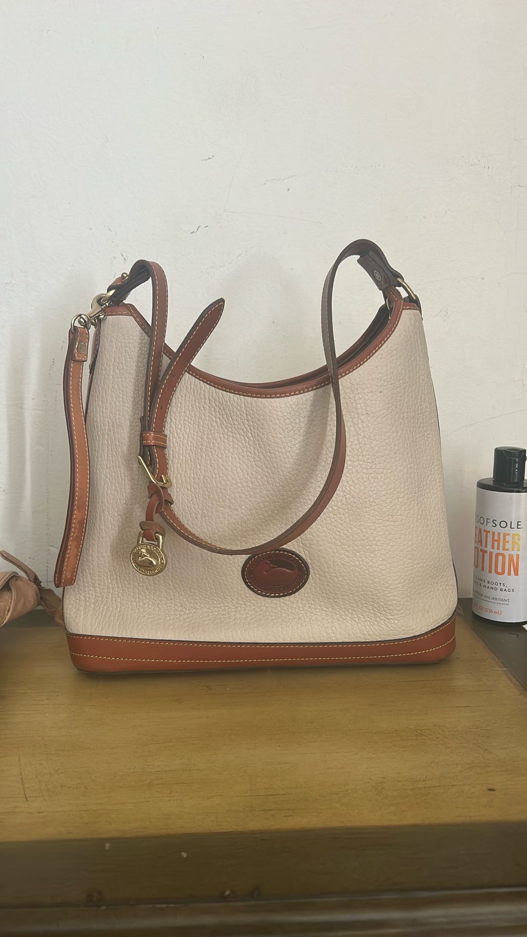 Vintage Dooney & Bourne All Weather Leather Purse