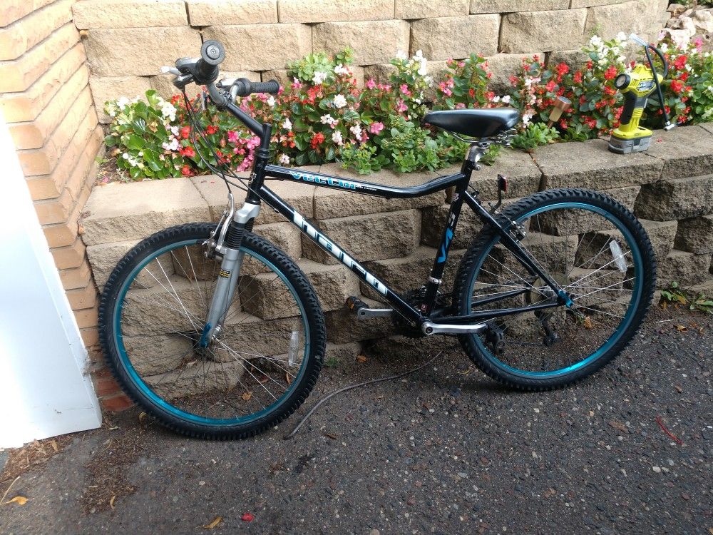 Haro vector v4s 26" mountain bike