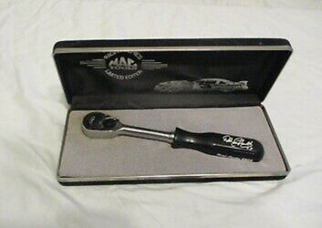 1993 Mac 3/8 drive ratchet  Earnhardt signature