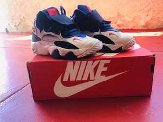 Kids shoes... Boy Size 13.5c