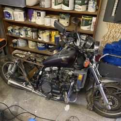 1982 Honda Magna v45 750