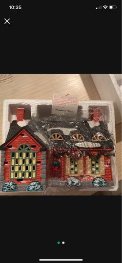 Department 56 Snow Village, Christmas Around the World & St. Nicholas Square
