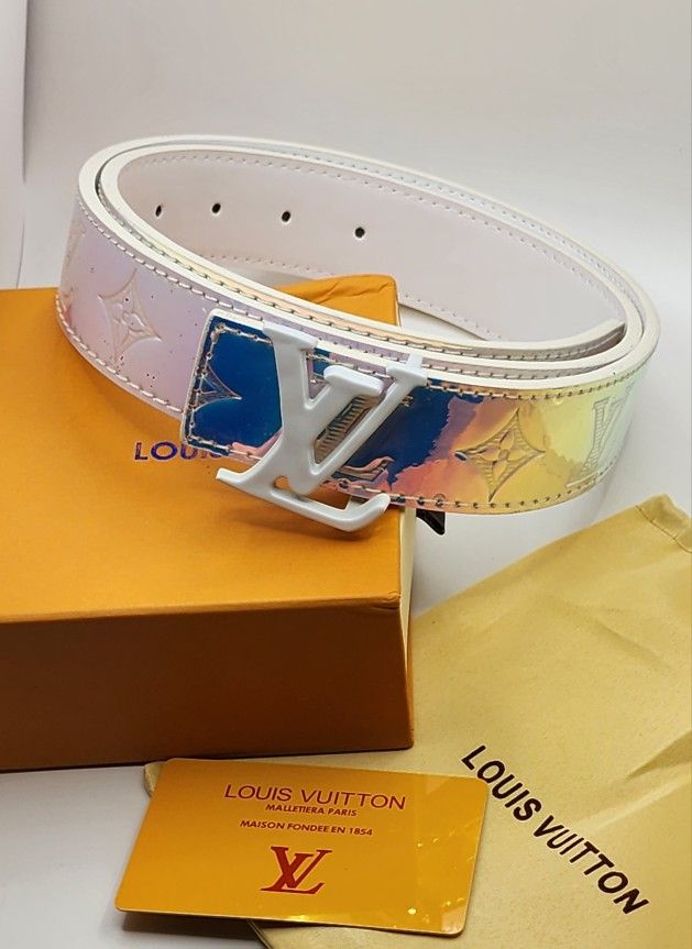Louis Vuitton Monogram Holographic M9235
