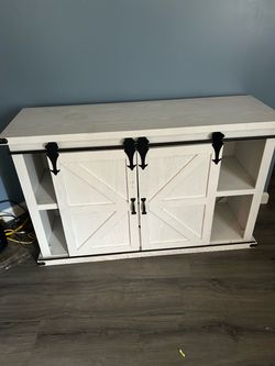 TV cabinet