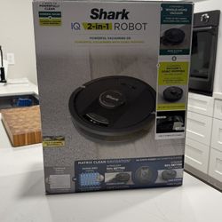 Shark IQ 2 In 1 Robot 