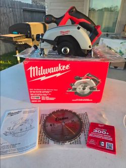 🔥$100 PRICE IS FIRM🔥 Milwaukee M18 18V 6-1/2 in. Circular Saw (Tool-Only) NO BATTERY NO CHARGER