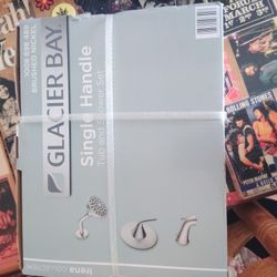 Glacier Bay Tub & Shower Set