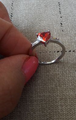 Heart Garnet SS ring size 7