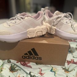Addidas Girl Shoes 