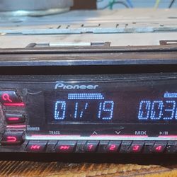 Pioneer CD/RADIO