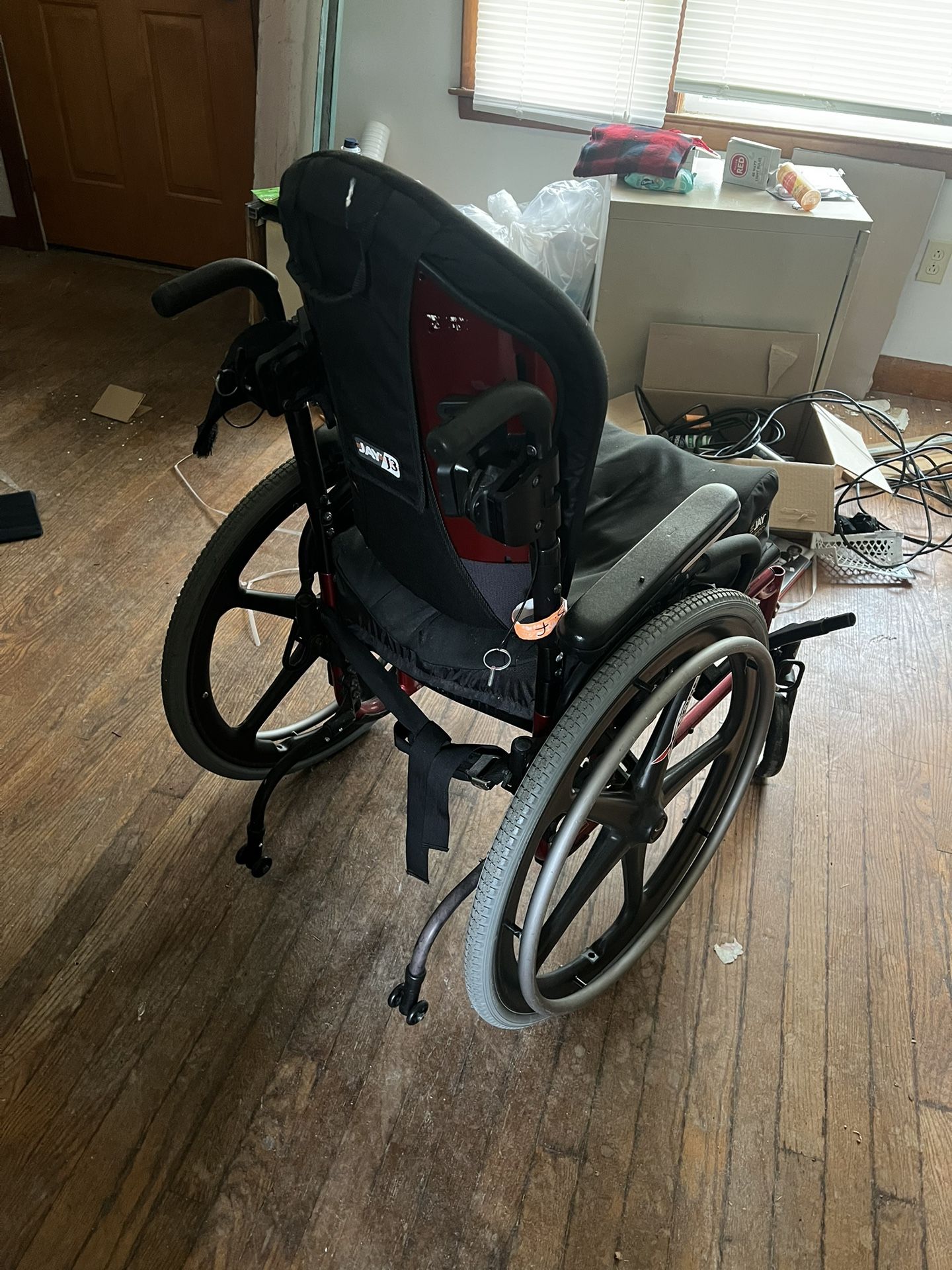 Sunrise Quickie QXi Wheelchair