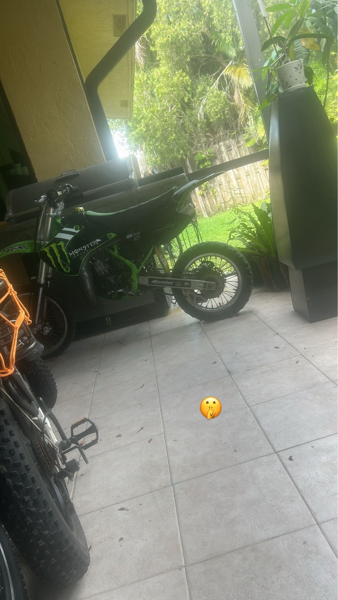 Selling my dirtbike 2stroke kx85