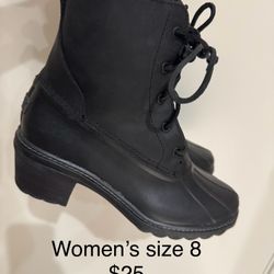 Snow Boots Size 8 Women’s 