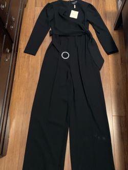Elegant Long Black Exquise Dress – Luxury Formal / Evening Dress